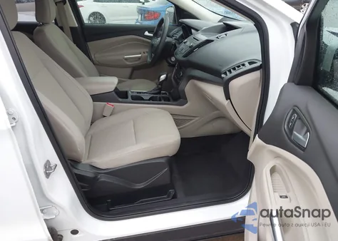 2018 Ford Escape Se из США, поврежденный, VIN 1FMCU0GD7JUD19640